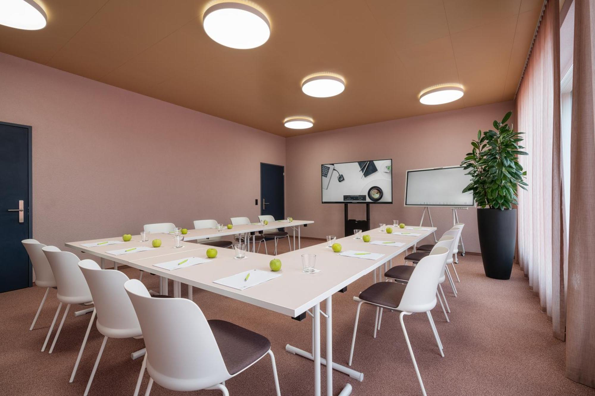 B-Smart Hotel ארבון מראה חיצוני תמונה
