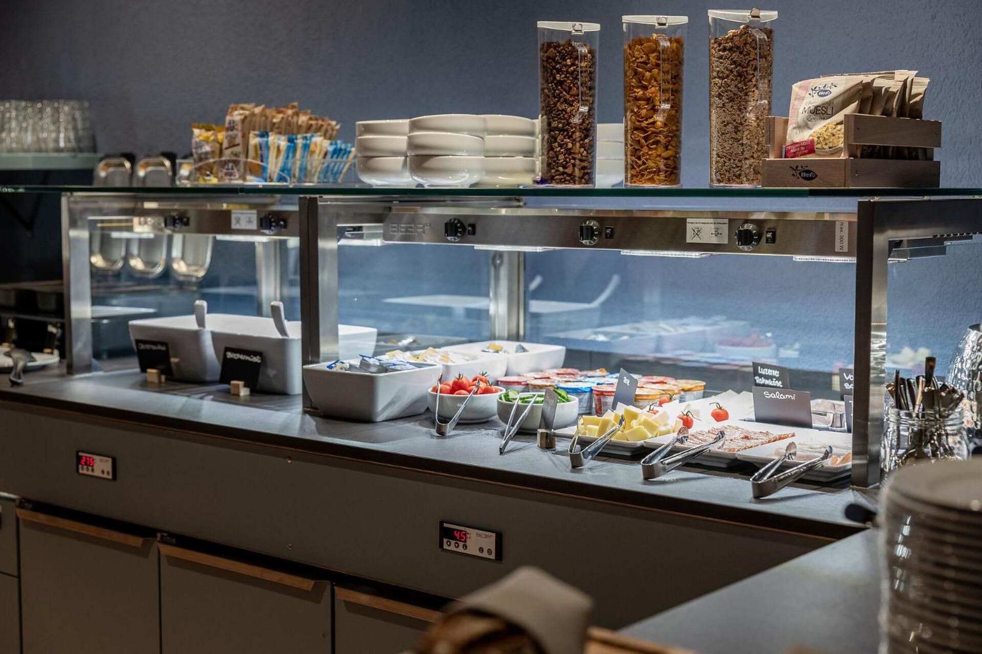 B-Smart Hotel ארבון מראה חיצוני תמונה